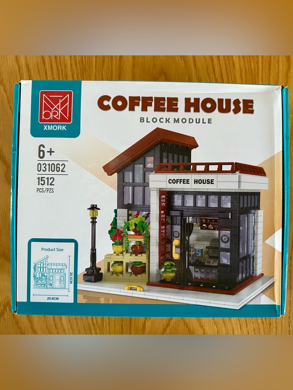 NIB Flego (Fake Lego) Coffee House Building Set w/Light Brick